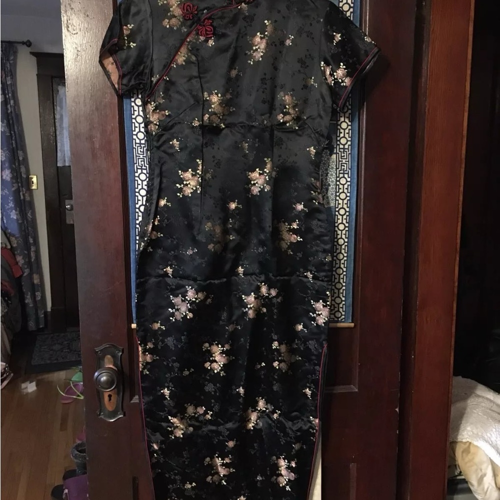 Chinese Tradition Qipao dress, Elegant Black Floral, Small